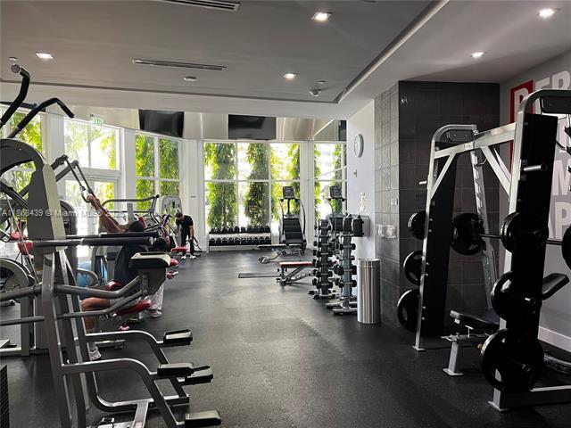 Building Photo - 901 Brickell Key Blvd