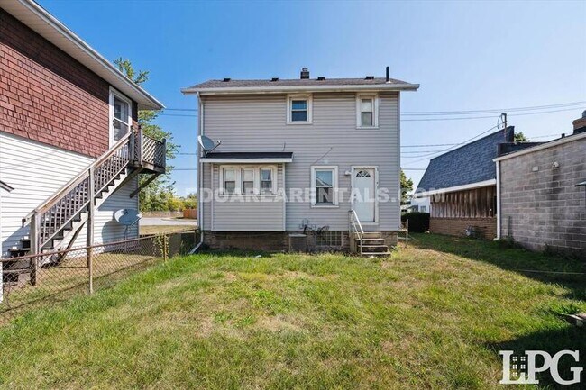 Building Photo - 4135 Upton Ave