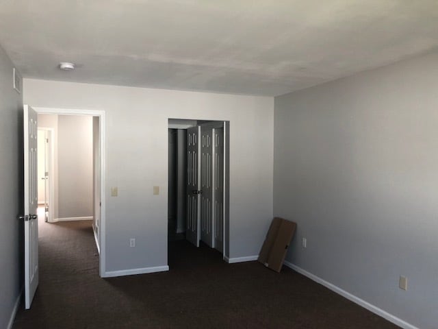 Building Photo - 3 Bedroom 2.5 bath w/1 car garage - Country Estates