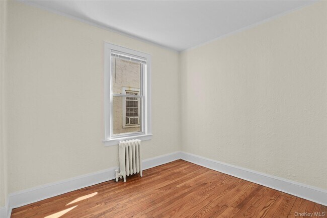 Building Photo - 36 Huber Pl