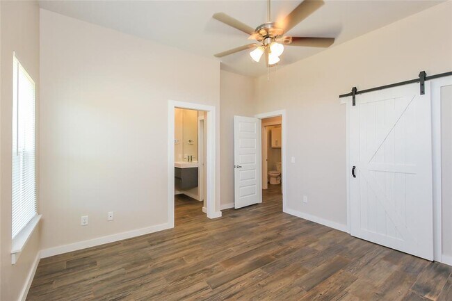 Building Photo - 11346 Paradise Out Ln