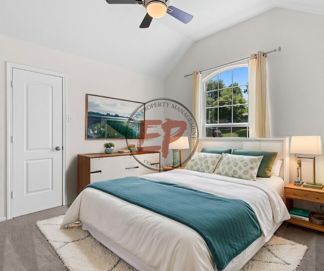 Building Photo - 14045 Shadow Grove Cir