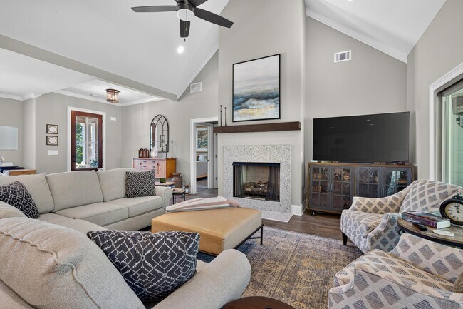 Building Photo - 1071 Osprey Ln