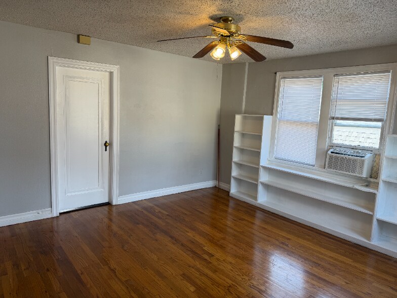 Building Photo - 1117 NW 38th St