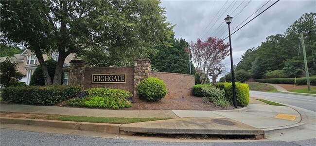 Building Photo - 1171 Gateview Dr SW