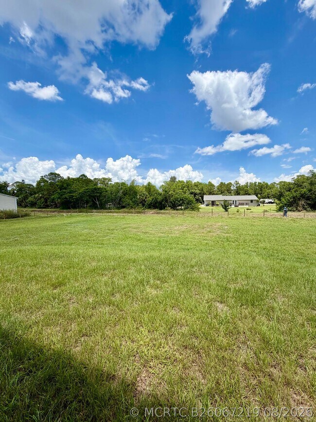 Building Photo - 13177 47th Ct N