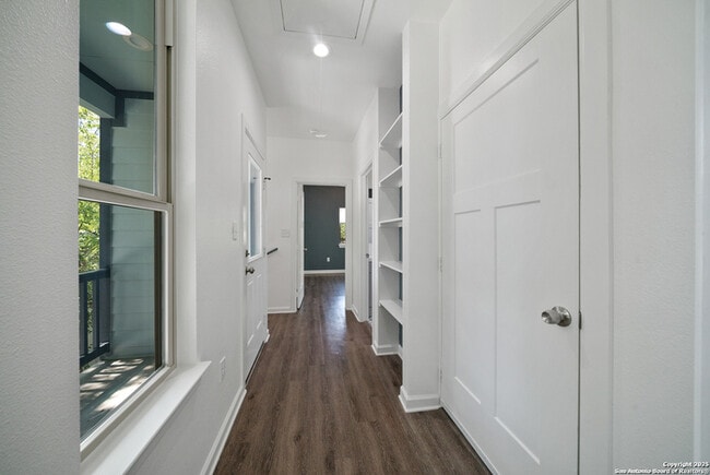 Building Photo - Rent Reduction Special!