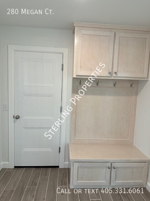 Building Photo - 280 Megan Ct