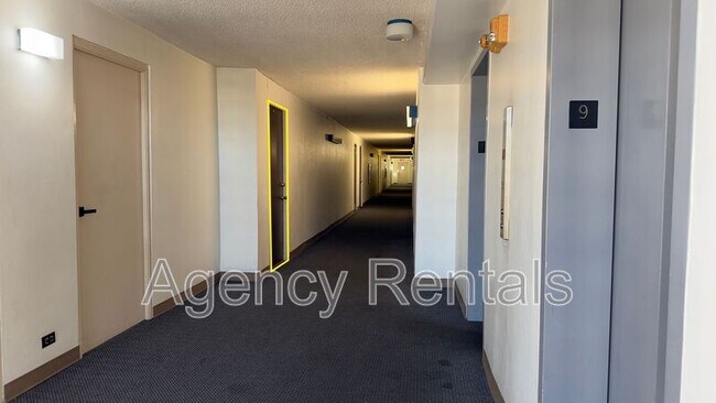 Building Photo - 1535 Pensacola St