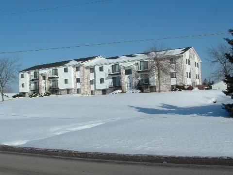 Building Photo - Greenbriar Apartments