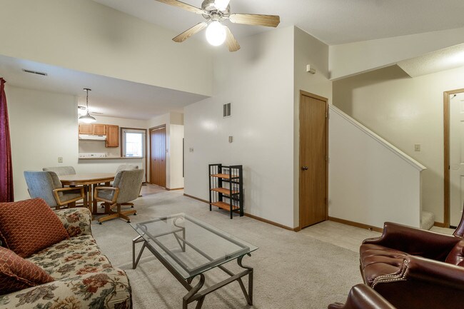 Building Photo - 2434 Pimlico Ct