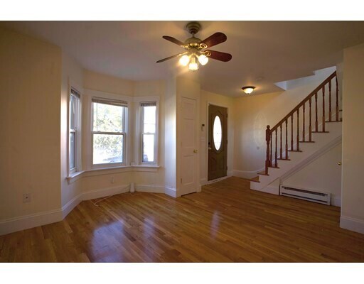 Building Photo - 89 Condor St