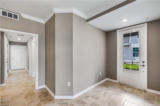 Building Photo - 15927 Grassland Ln