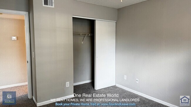 Building Photo - 1029 S Hiawassee Rd