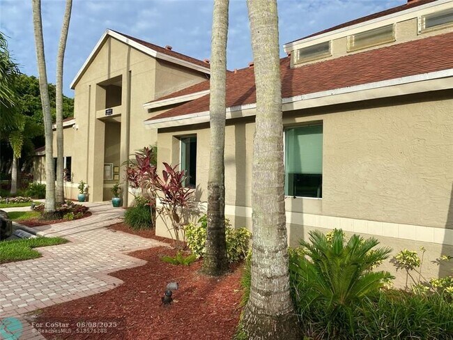 Building Photo - 1780 Palm Cove Blvd