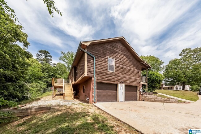 Building Photo - 6446 Freda Dr