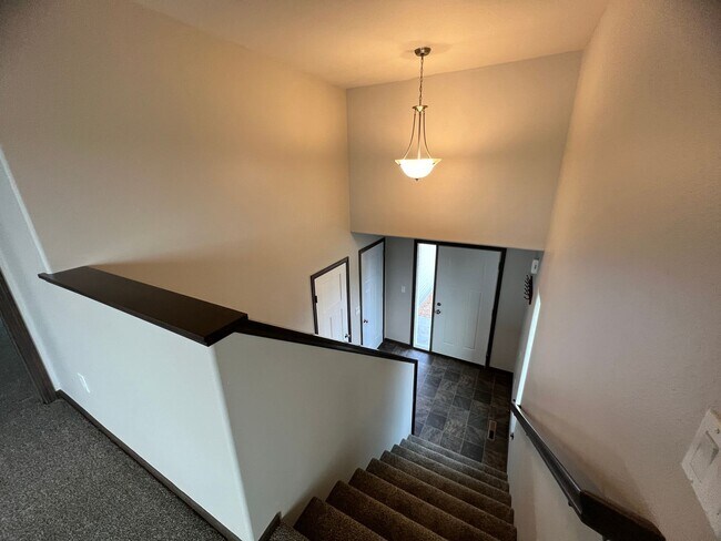 Building Photo - 3220 31st St S