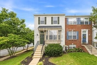 Building Photo - 10299 Wimbledon Pl
