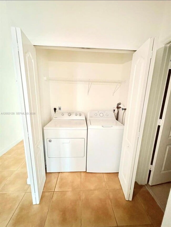 Building Photo - 4311 SW 160th Ave