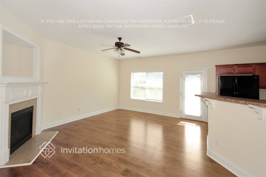 Building Photo - 134 Lynnfield Cir SE