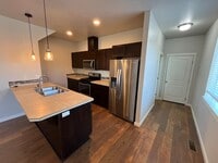 Building Photo - 63159 de Haviland St