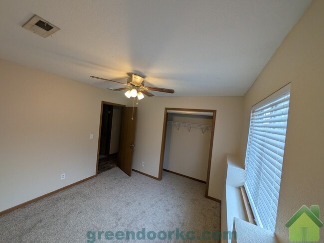 Building Photo - 1204 Fall Meadow Ln