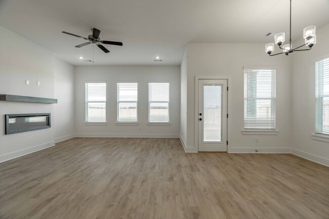 Building Photo - Brand-New Luxurious 4 Bedroom in Bentonville!  FENCE INCLUDED!