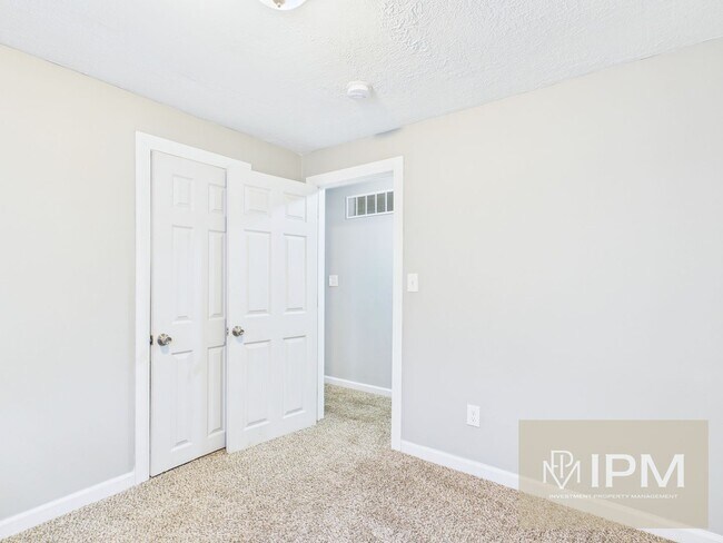 Building Photo - Spacious 3 Bedroom, 1 Bath Home in Central Dauphin Schools!