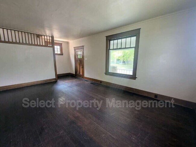 Building Photo - 1148 W Packard Ave