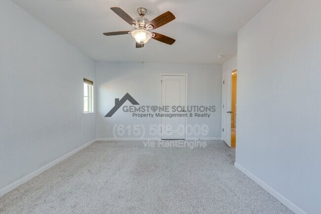 Building Photo - 2704 Orleans Dr