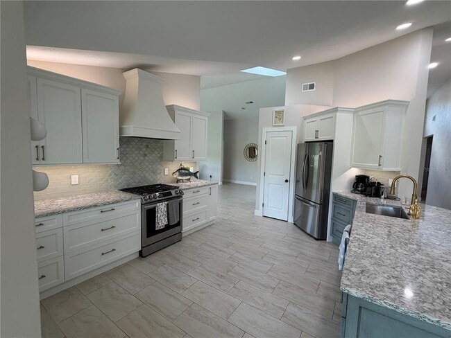 Building Photo - 209 Bromely Cir