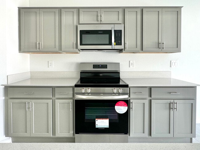 Building Photo - 1169 Deepwater Cir