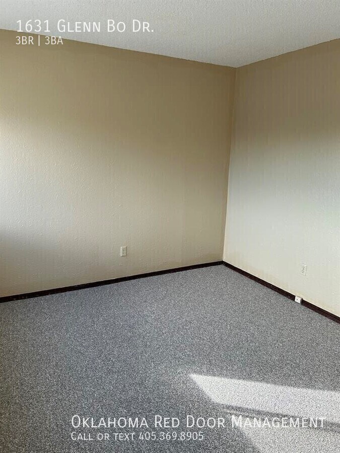 Building Photo - 1631 Glenn Bo Dr