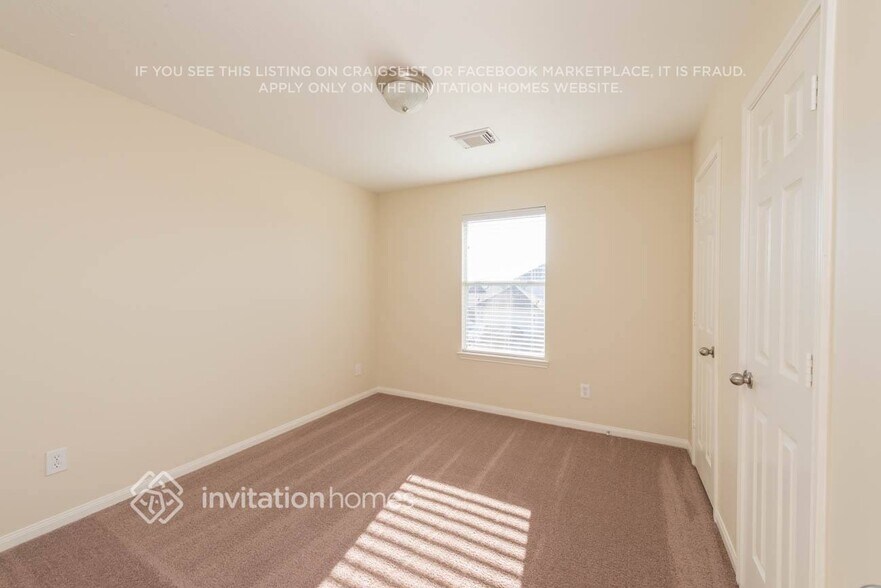 Building Photo - 6333 Mountain Pines Ln