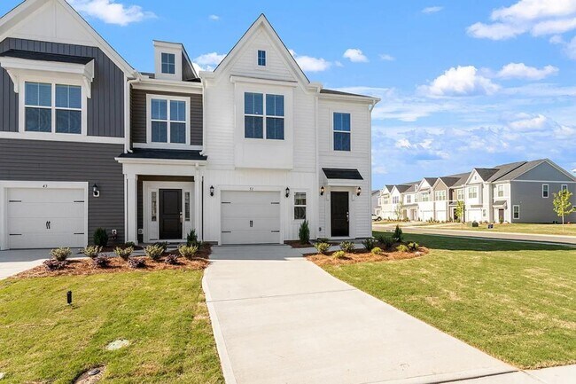 Building Photo - 51 Pansy Pk
