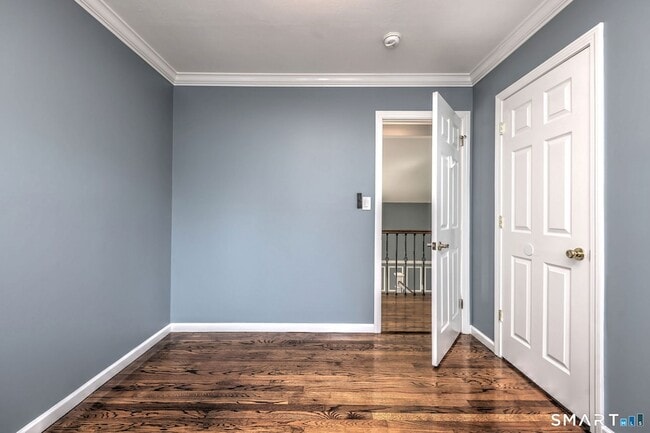 Building Photo - 31 Shawnee Rd