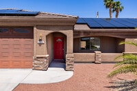 Building Photo - 3161 Newport Dr