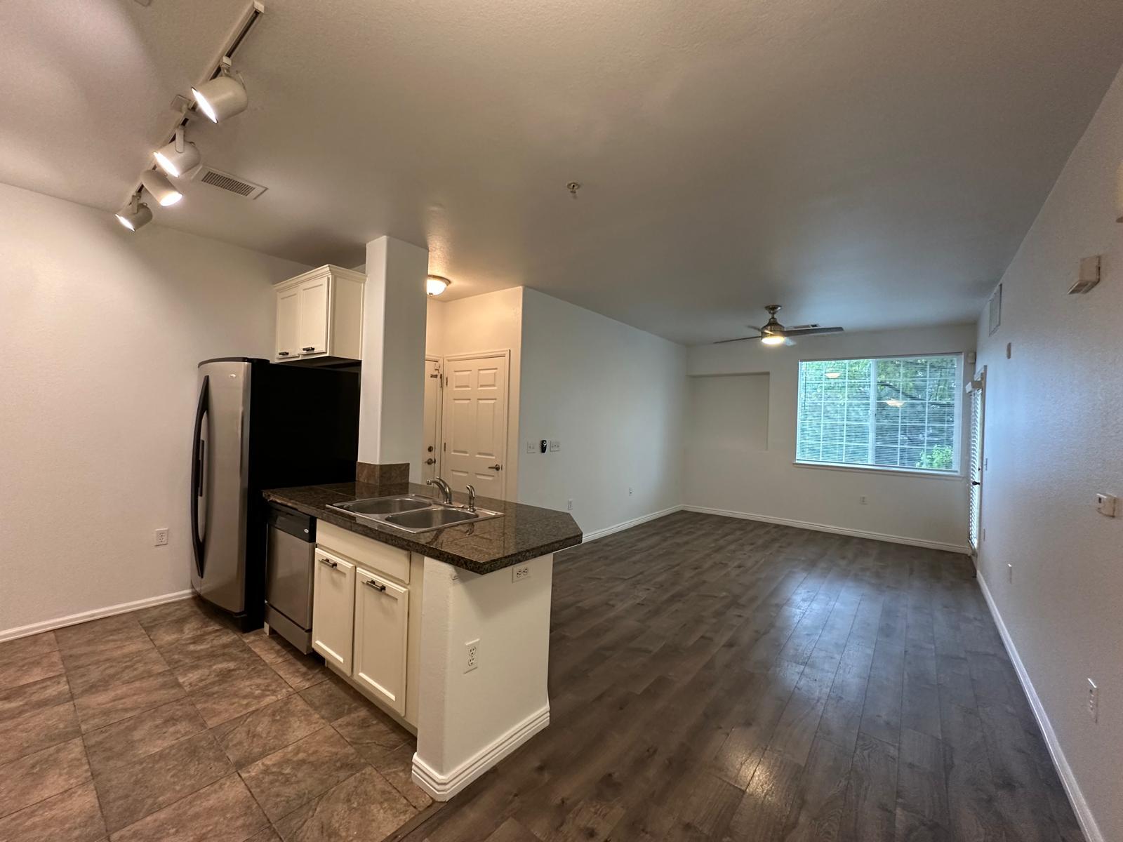 Building Photo - 2672 S Cathay Way
