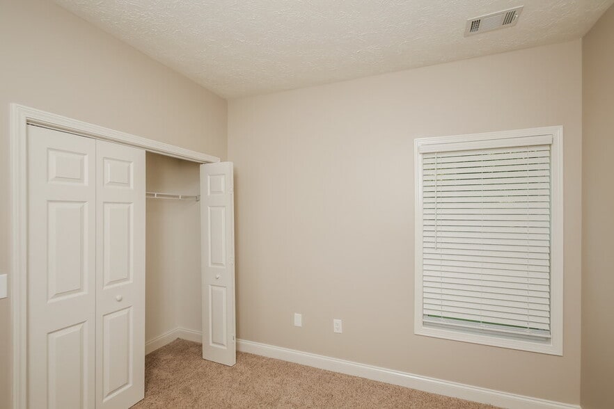 Building Photo - 134 Westridge Cir