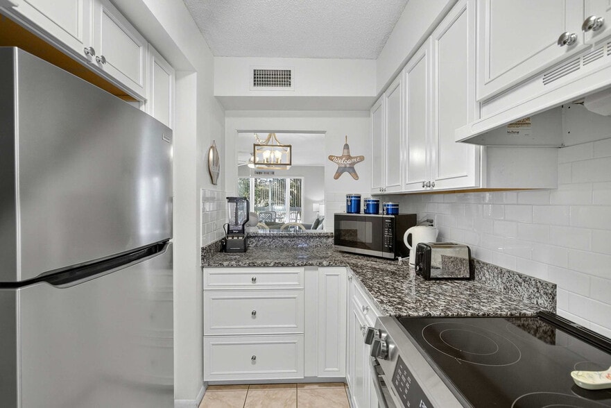 Building Photo - 153 Vista Hermosa Cir