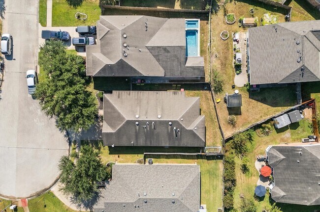 Building Photo - 16106 Colt Springs Ln