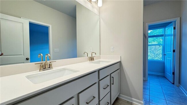 Building Photo - 53 Peeples Dr