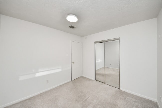 Building Photo - 3611 Bee Bayou Ln
