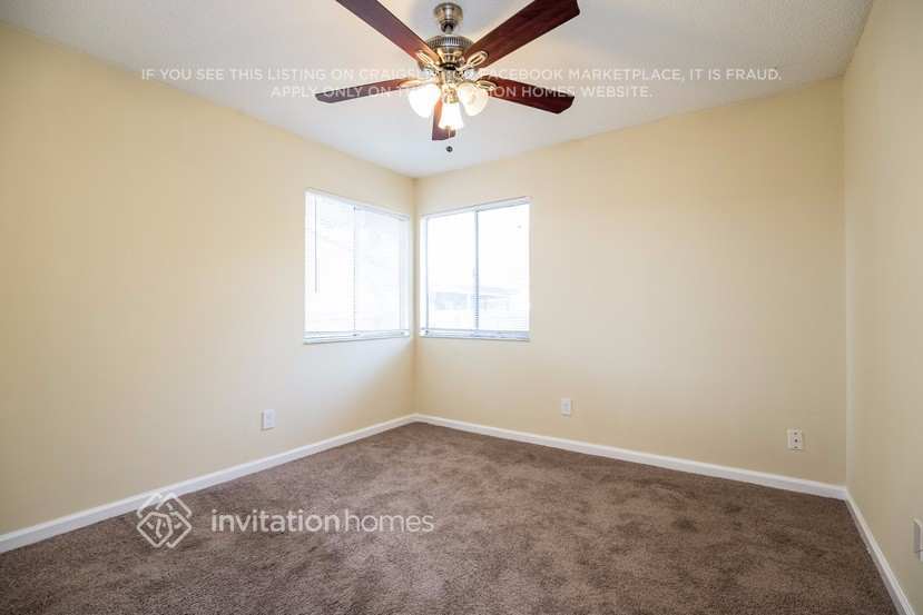 Building Photo - 1074 Windsong Cir