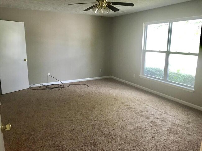 Building Photo - 9708 Stream View Trail