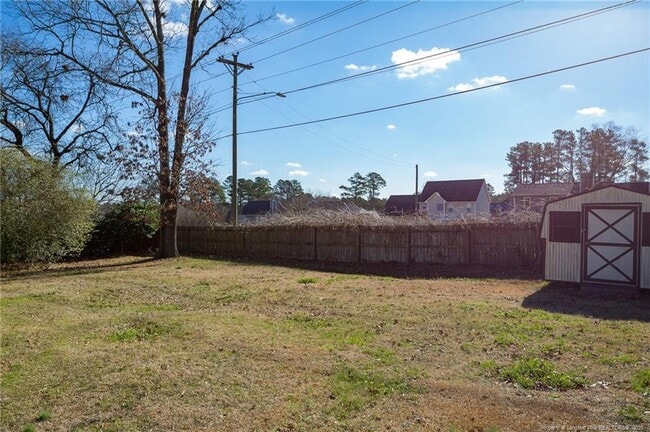 Building Photo - 7014 Pantego Dr
