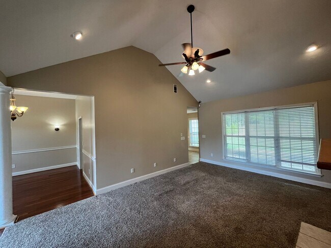 Building Photo - Welcome to the Broadfield Subdivision !! A Place to Call Home.