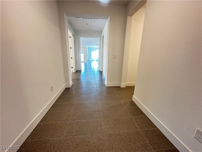 Building Photo - 6532 Corsari Rdg St