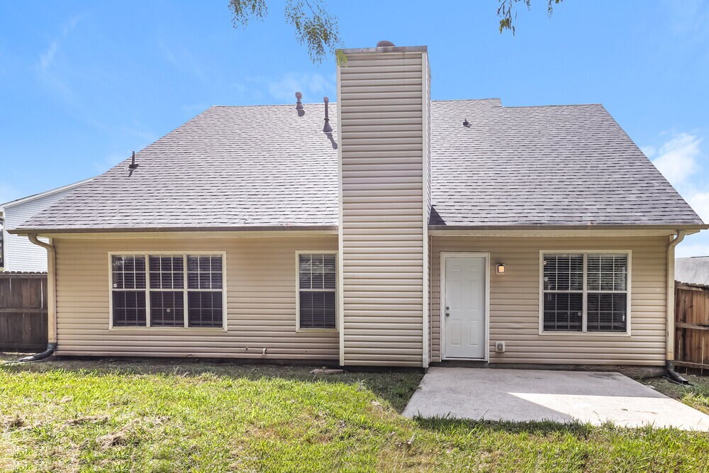 Building Photo - 846 Crabtree Ct