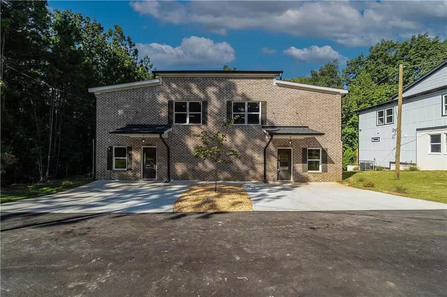 Building Photo - Room in Duplex on Highpoint Rd